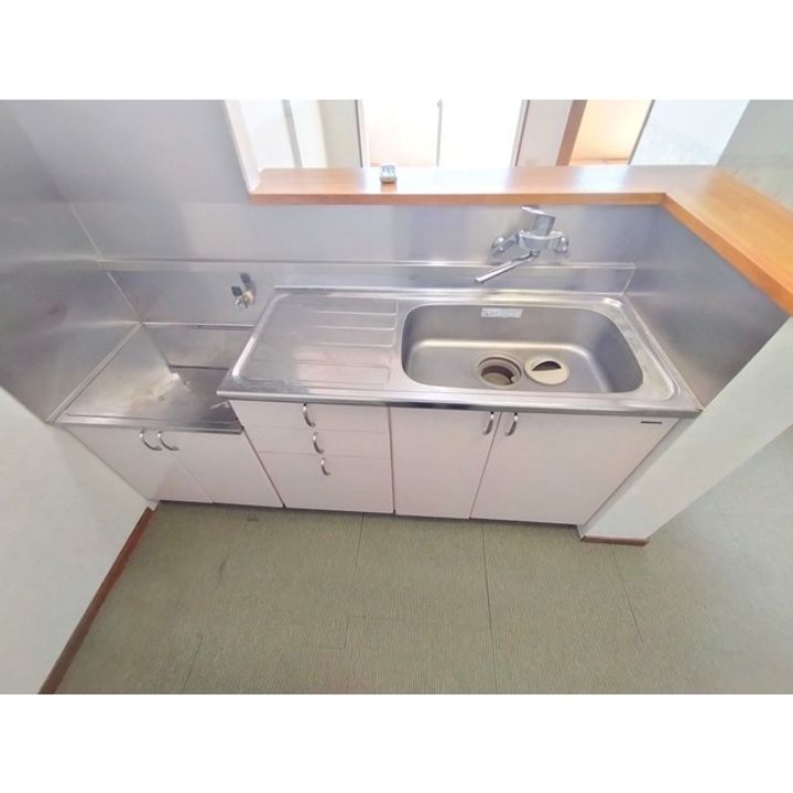 メゾン21小諸 402402のキッチン