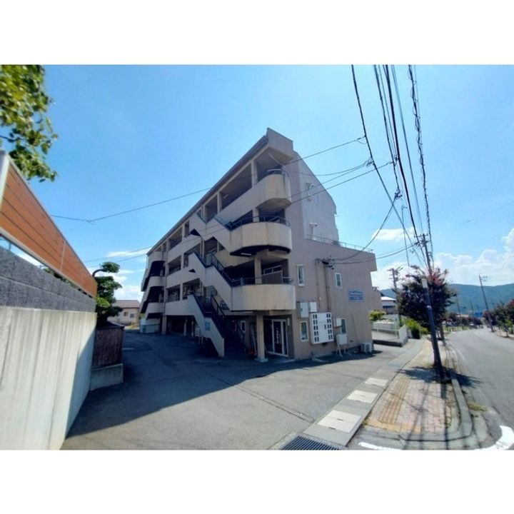 メゾン21小諸 402402の外観