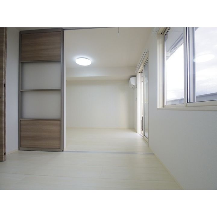 エステート中島 南館の内装