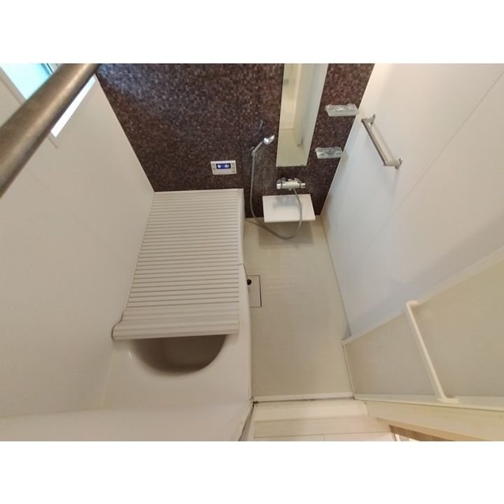 D-room京香103の風呂
