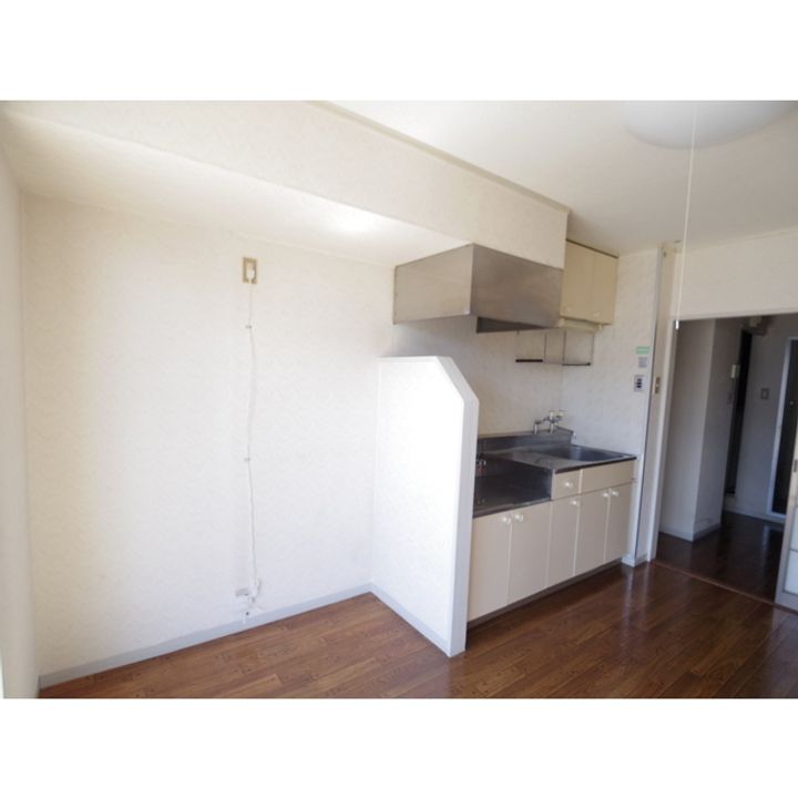 ジュネス宮島 C棟202のキッチン