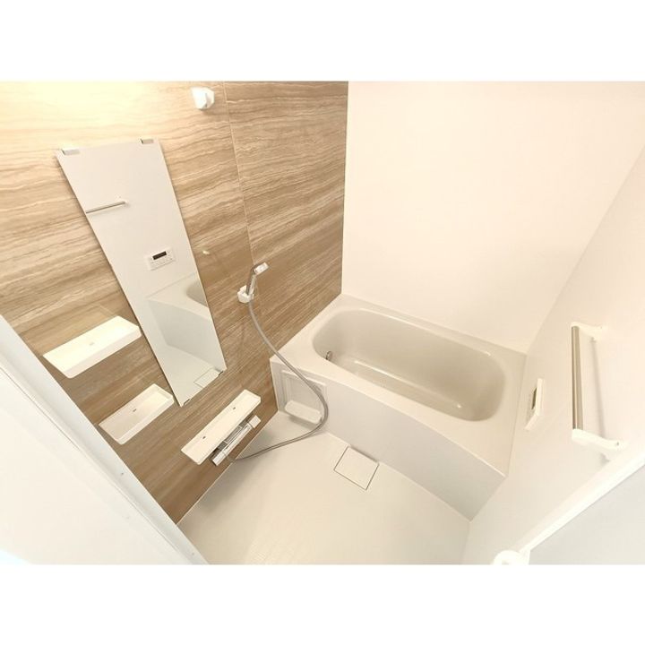 トレアティック島内103の風呂