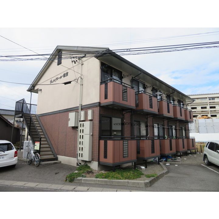 ヴェルデュール鎌倉の外観