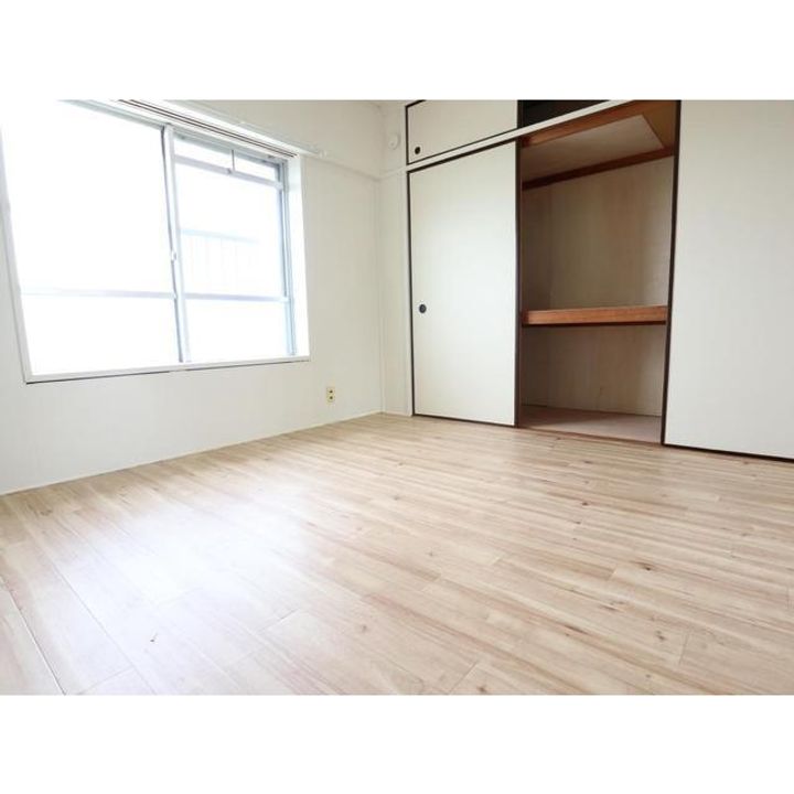 ビレッジハウス岩村田2号棟502の内装