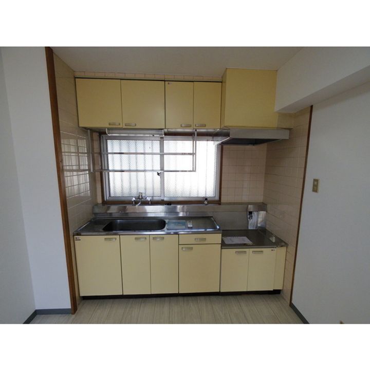 コア伊那北502のキッチン