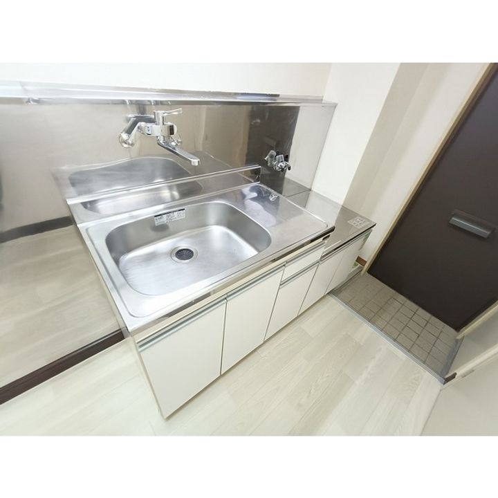 コーポホワイトヴィラ105のキッチン