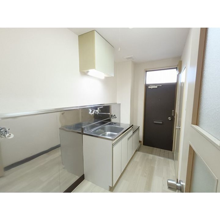 コーポホワイトヴィラ105のキッチン