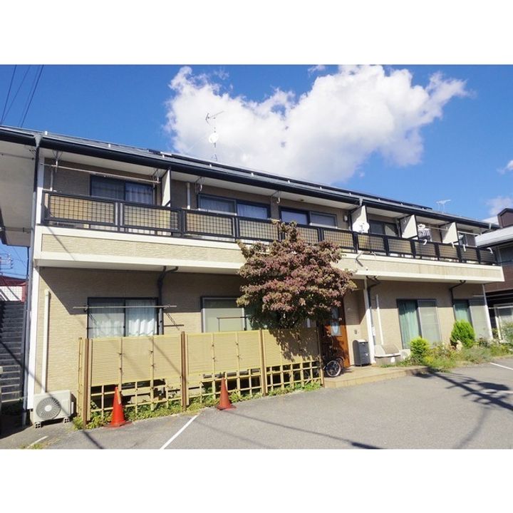 ロイヤルパレス202の外観