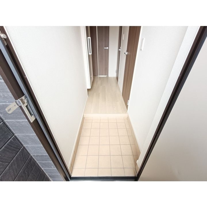 エスポワールWestの玄関