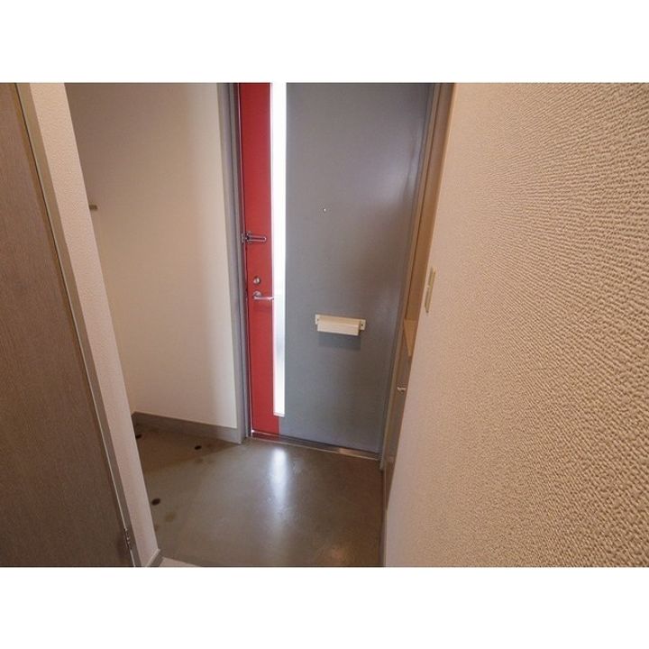 メゾンPax301の玄関