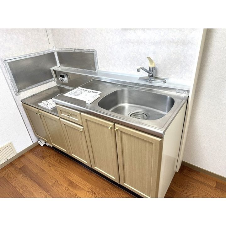 サンビレッジ林檎 D棟202のキッチン