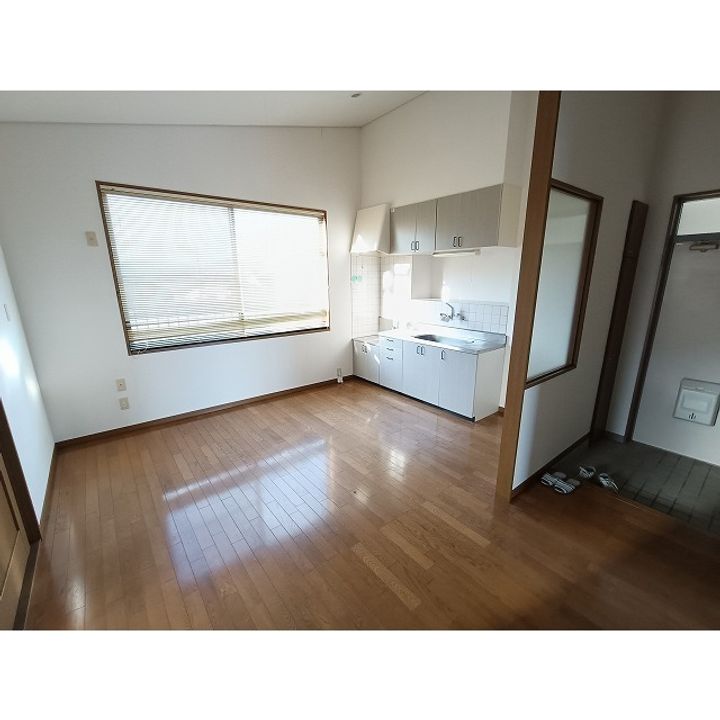 レスコタケイⅠ302の居間