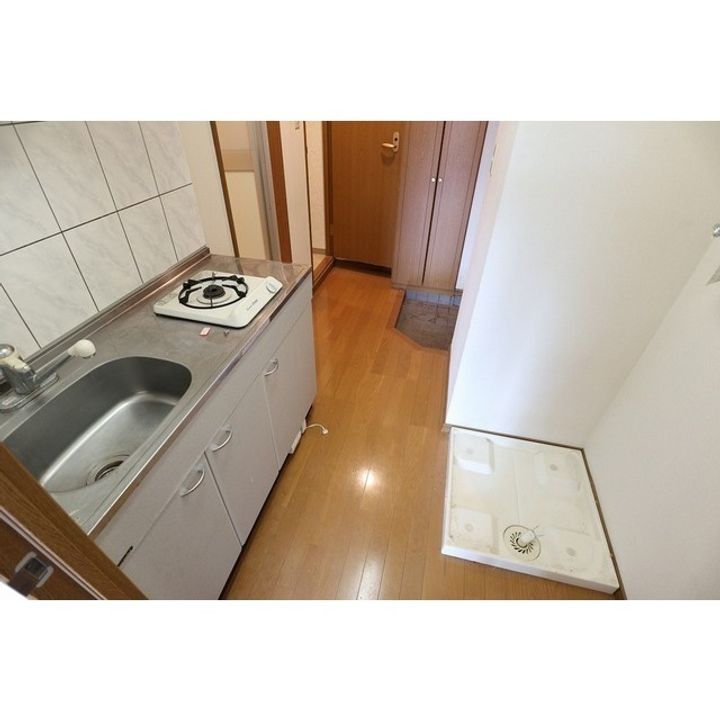 ラッキーシティハウス202の居間