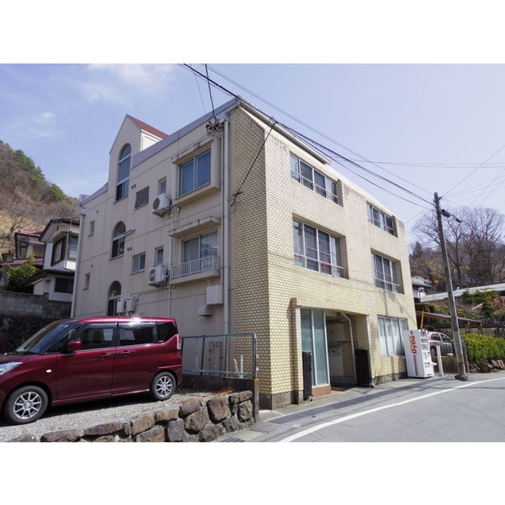 メゾンエソール102の外観