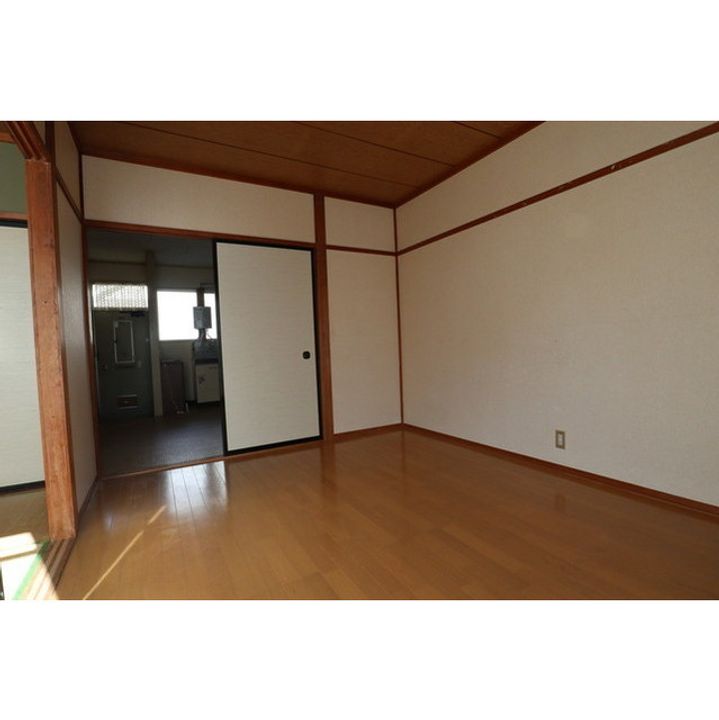 仲コーポ85205の内装