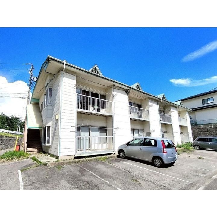 仲コーポ85205の外観