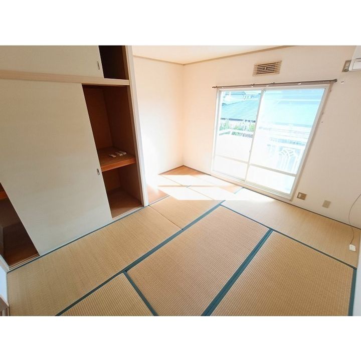 パナハイツイズミ202の居間
