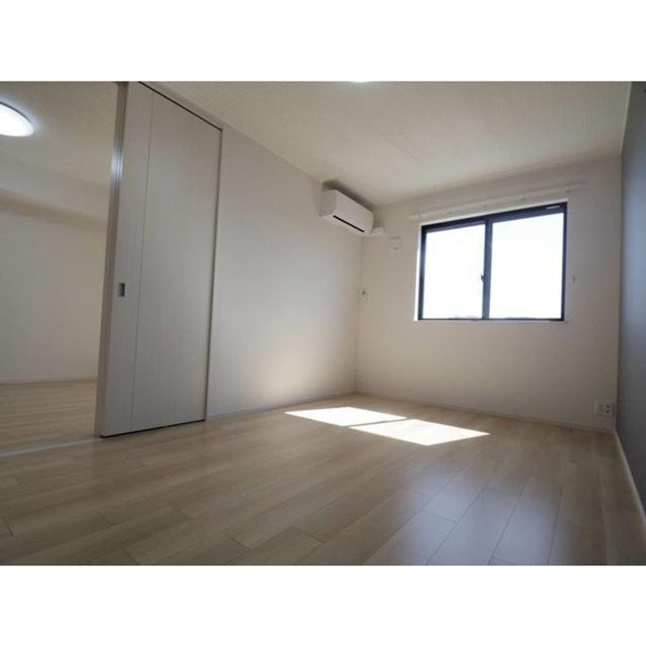 コンフォーティア小諸 C棟103の内装