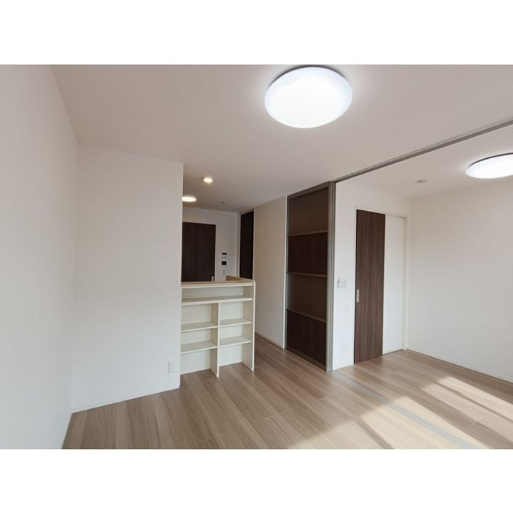 クラージュ103の居間