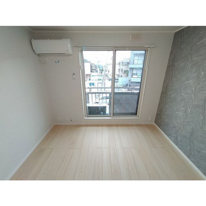 ウィズハイム信州大学前205の居間