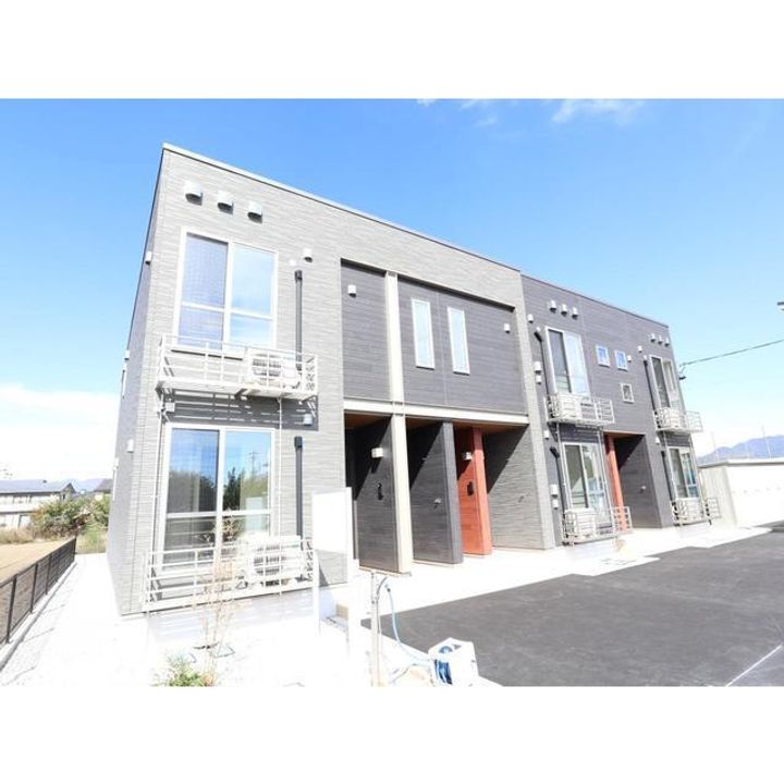 プレステージ・佐久平の外観