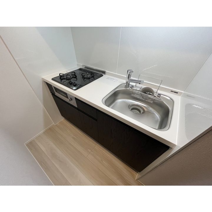 コラージュくりた203のキッチン