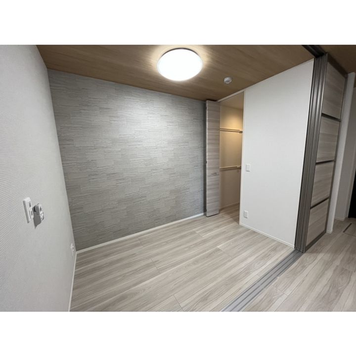 コラージュくりた203の内装