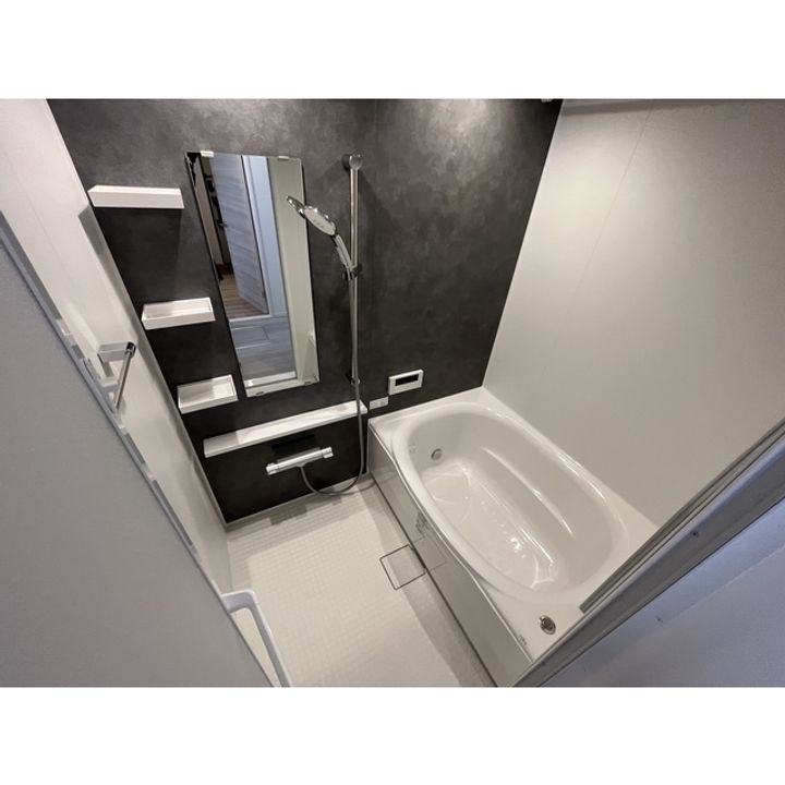 コラージュくりた207の風呂