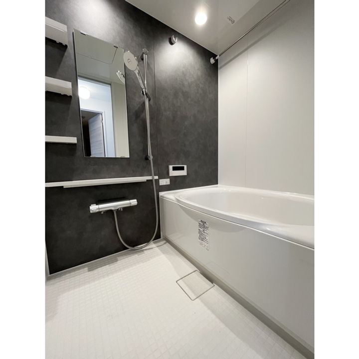 コラージュくりた207の風呂