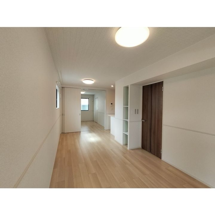 アッファシナンテ カーサの居間