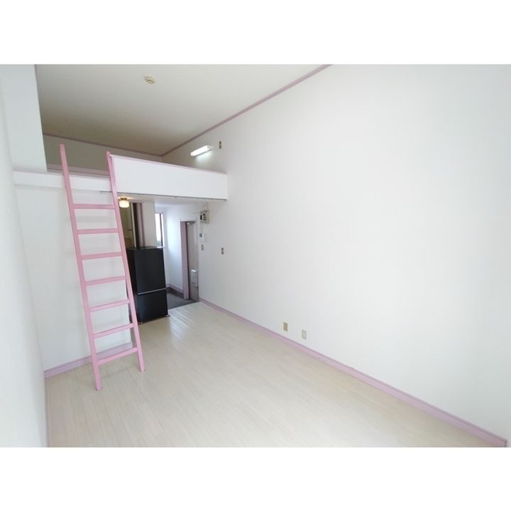 フラワーハイツ103の居間