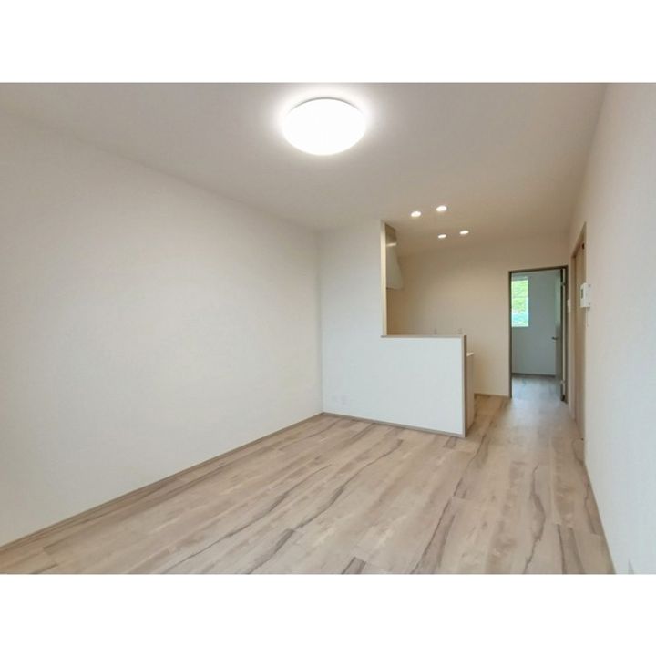 グランメゾン山﨑Ⅱ203の居間