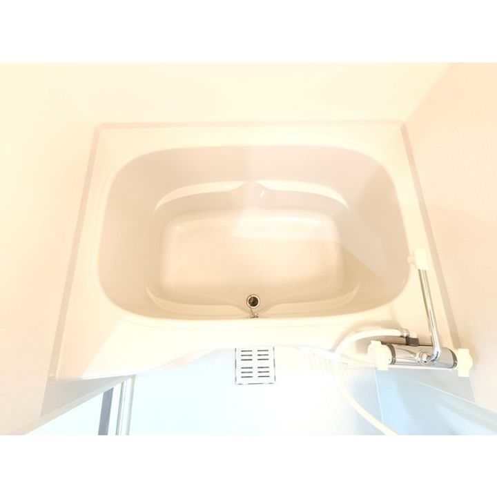 ラフィネ新井の風呂
