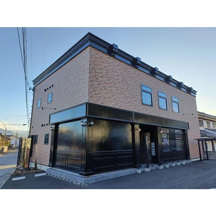 グランレナード上田の外観
