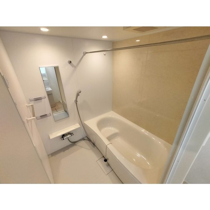 コンフォーティア南箕輪Ⅱ A棟105の風呂