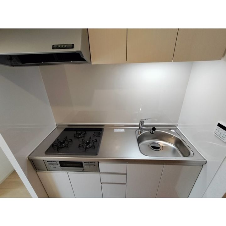 コンフォーティア南箕輪Ⅱ A棟202のキッチン