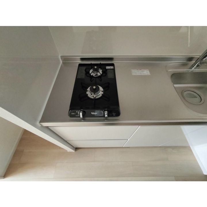 コンフォーティア南箕輪Ⅱ B棟302のキッチン