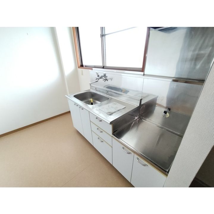 A ONE 水押103のキッチン