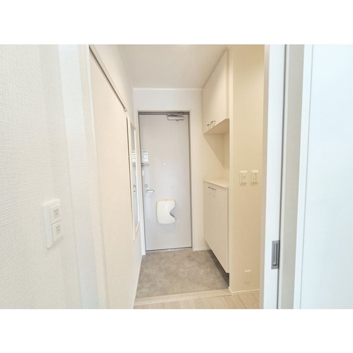 Espace原新田101の玄関