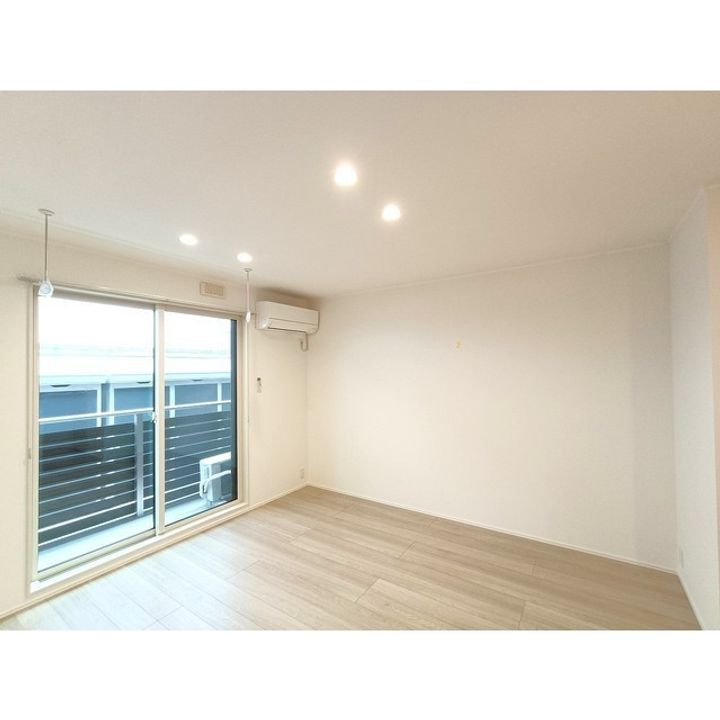 ハイムメゾンLS蟻ケ崎103の居間