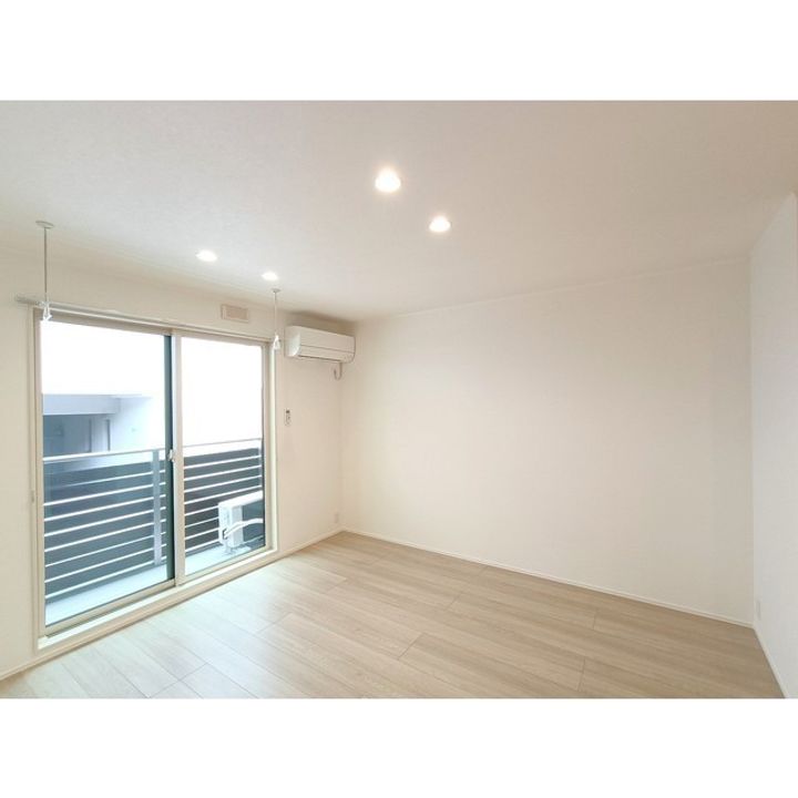 ハイムメゾンLS蟻ケ崎202の居間