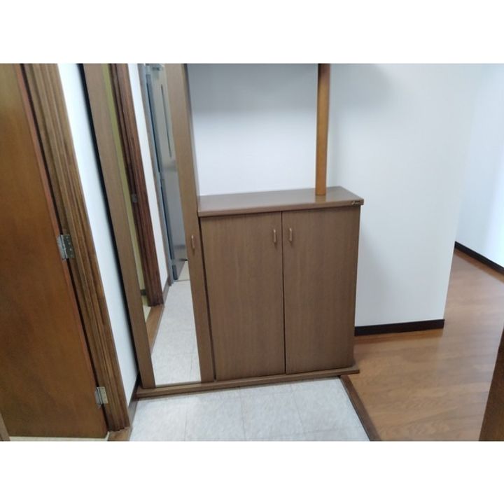 佐久中央ビル3Fの玄関