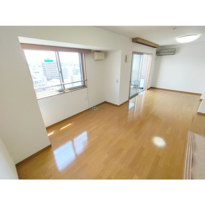 パークステージ縣1001の居間