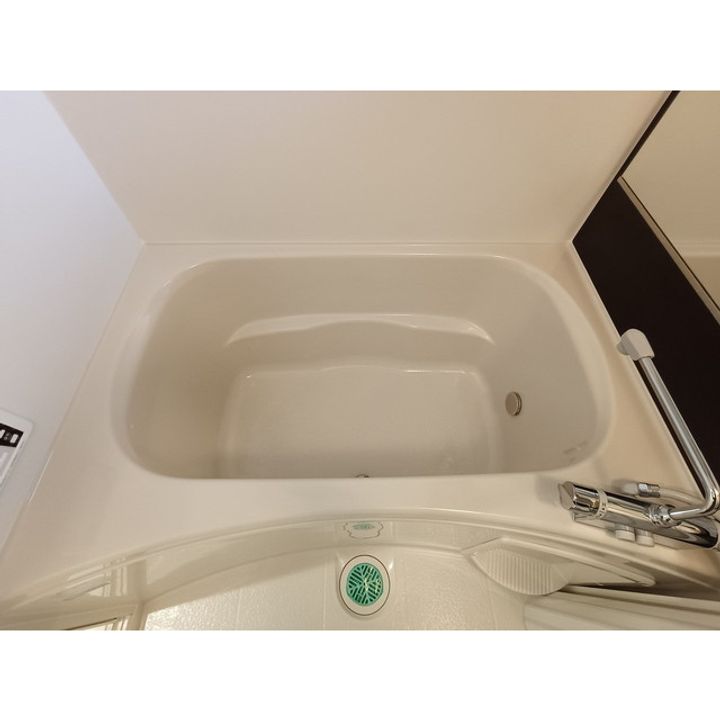 グランソレイユ105の風呂
