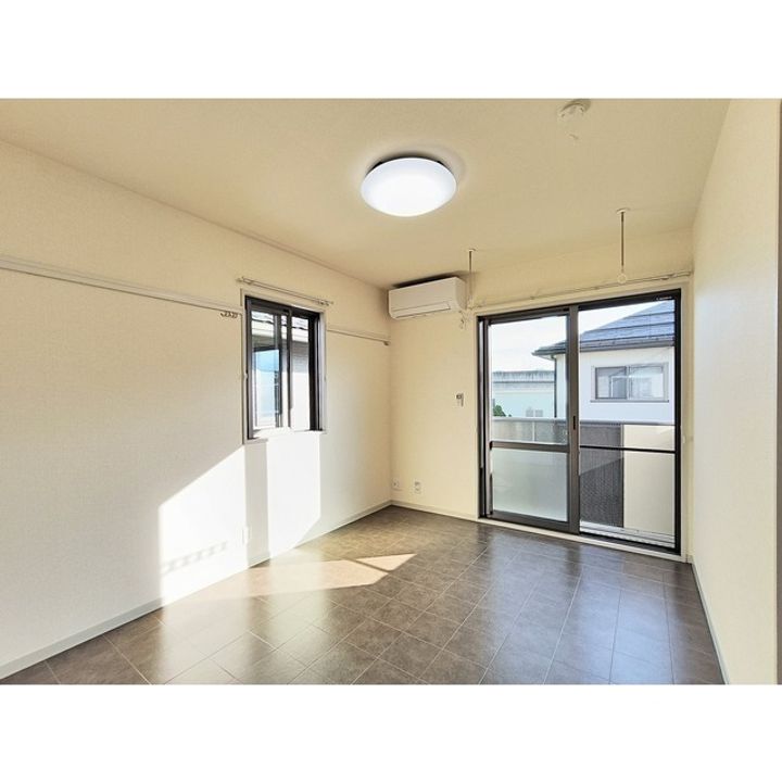 ディアス新枡 B201の居間