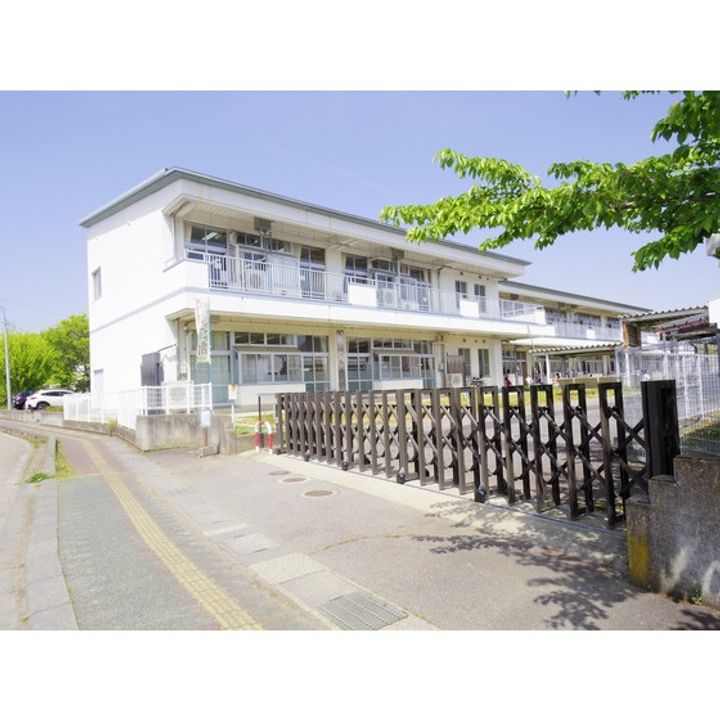 メゾンモビリア101の周辺