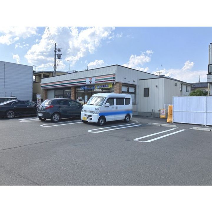 グランディールT B棟の周辺