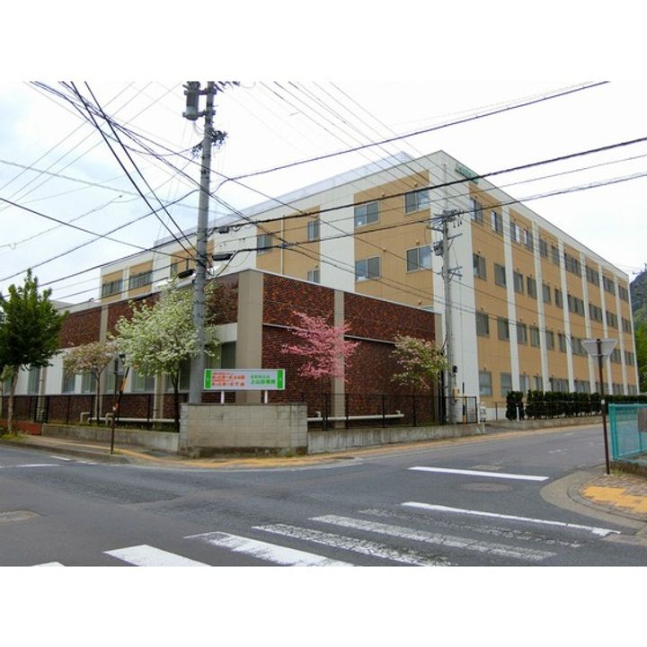 サプリング上山田 A棟101の周辺