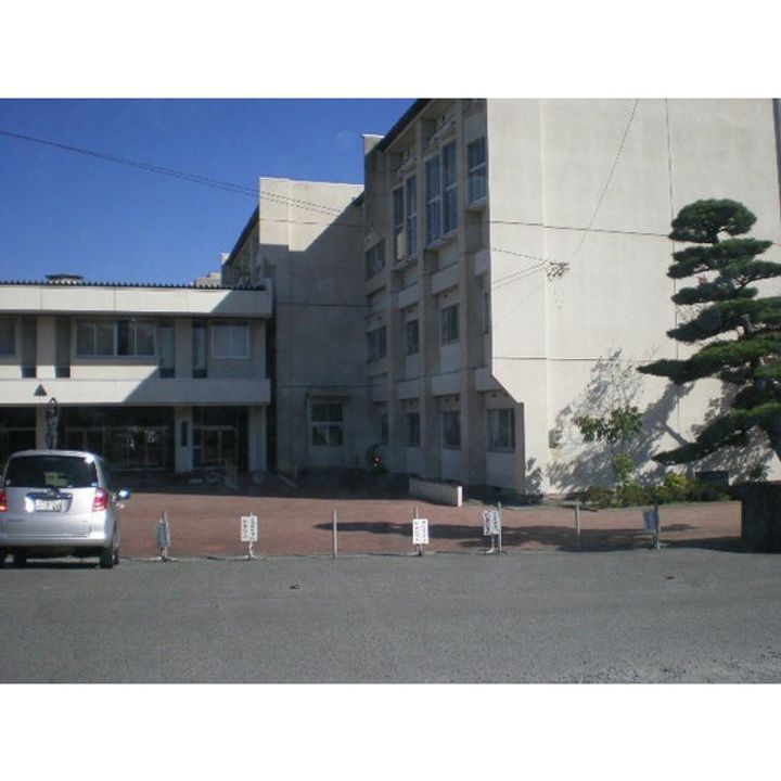 Riverain南102の周辺