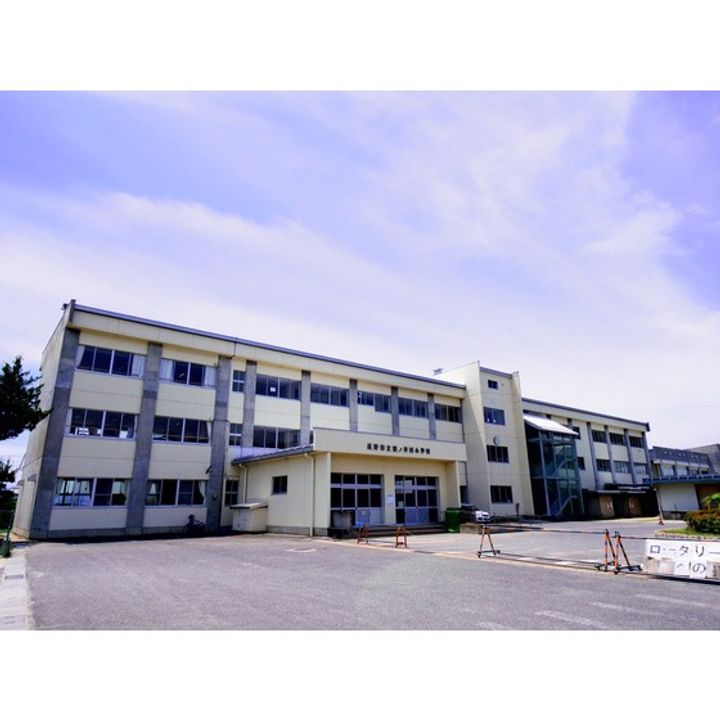 ウッドランド A棟の周辺